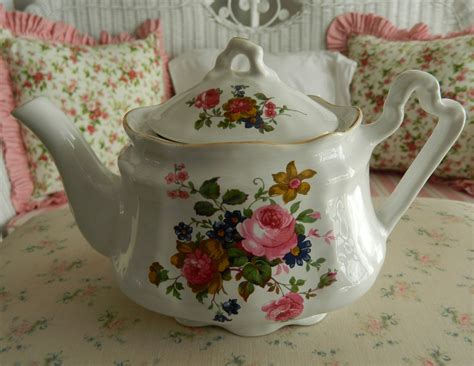 Arthur Wood & Son Staffordshire England Teapot 6330 Pink Roses 1Qt. . Arthur wood and son staffordshire england teapot